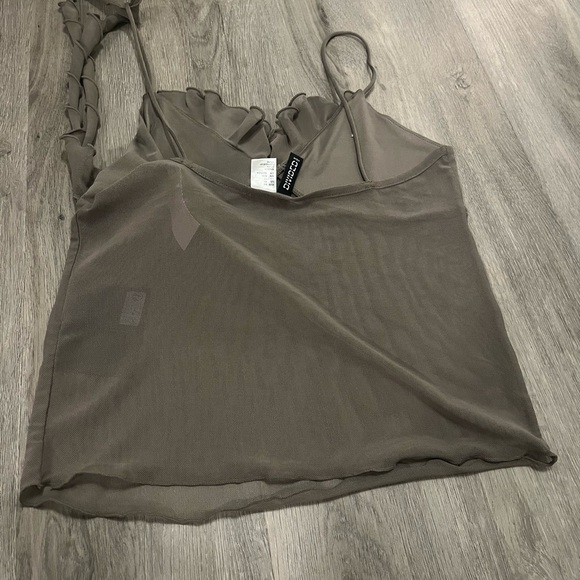 Elegant Ruffle Trim Women’s Top - Picture 3 of 3